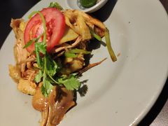 越式盐焗麻油鸡-大头虾越式风味餐厅(光明广场店)