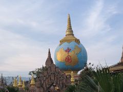 -一寨两国风景区