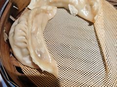 -穿越时尚餐厅(英武中路店)