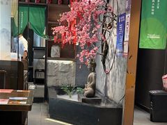 -呷哺呷哺 小火锅 (浦东新欧尚超市店)