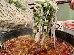 -扎起市井老火锅(乐山总店)