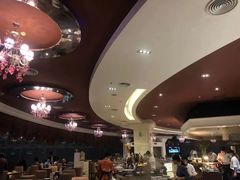 -荣誉国际酒店-云顶旋转餐厅