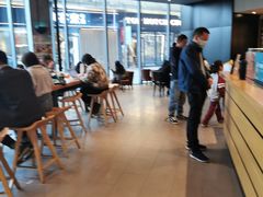 -星巴克臻选(郑州中原万达店)