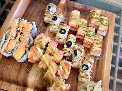 -Green Leaf Sushi l Kitsilano