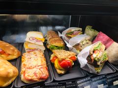 -星巴克臻选(深圳皇庭广场分店)