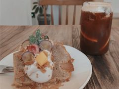 红茶戚风蛋糕-素咫咖啡CLIFEROSE
