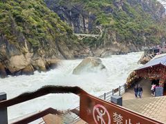 -丽江虎跳峡景区-售票处