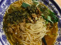 酸菜肉丝面-陕客肉夹馍(王府井店)