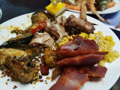 -小天鹅戴斯酒店鲸鲨百汇创作料理