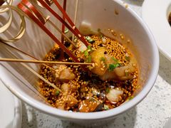 无骨头鸡爪-老佛爷铜炉蛙锅(海岸城店)