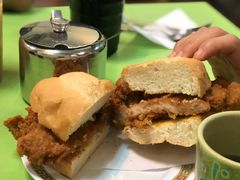 豬趴包-胜利茶餐室