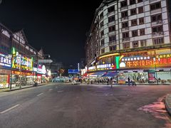-张公桥美食街