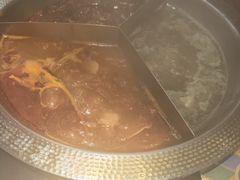 -廖掌柜·重庆鲜货火锅(上海首店)