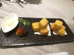 金沙脆皮豆腐-汤臣·空中餐厅·严选粤菜(石湾世博广场店)