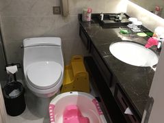 -上海怡沁园度假酒店
