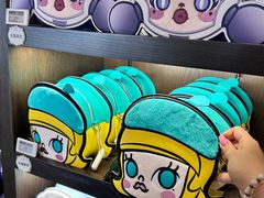 -泡泡玛特POPMART(蓝色港湾店)
