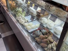 -白玉兰食品(中山公园龙之梦店)