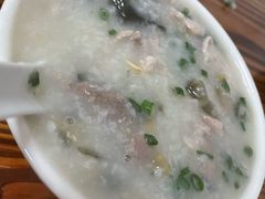-洲心明记烧肉大粥(总店)