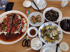 -品鲜村农家菜·阳澄湖大闸蟹(总店)
