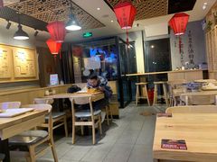 大堂-头壹号  羊汤·饸饹面·大油条(西二旗店)