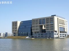 -海事大学图书馆(临港校区)