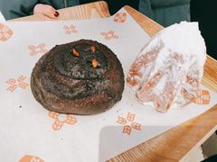 爆浆榛子黑巧-麦陌(正弘城店)