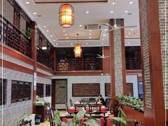 -侬佳蒸菜馆(听潮店)