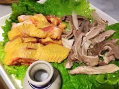 -尚尚仙·酸汤猪手·猪肚鸡火锅(华联万柳购物中心店)