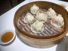 蟹粉小笼-光明邨大酒家(淮海路店)