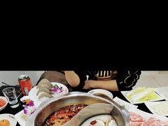 番茄鸳鸯锅-红菇坊鲜汤火锅(北站店)