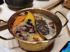 -小天鹅火锅·一线江景洪鼎旗舰店(洪崖洞店)