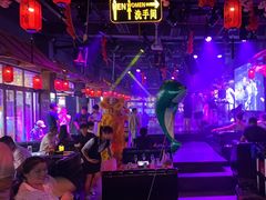 -喜鹊音乐酒馆(西街店)