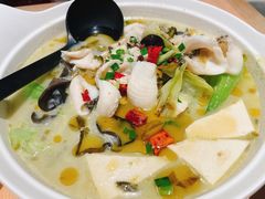 -阿香米线(宁波来福士广场店)