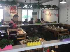 大堂-珍巴奴毛肚牛肉小火锅(四惠店)