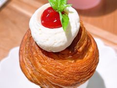 -VERIE BAKEHOUSE