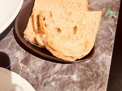 -LESCEDARS Brasserie Bistro香柏树