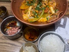 -成都你六姐·牛肉冒菜(城市集市合生汇店)