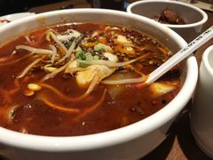 -渝是乎酸菜鱼(龙旗购物中心店)