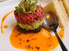 牛肉塔塔配牛油果黑橄榄酱-Solo(衡山路店)