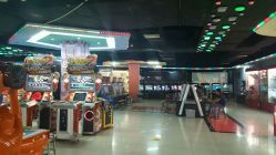 -蹦蹦乐园(南桥百联店)