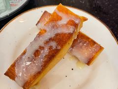 -何妹湿辣牛肉·粤式烧烤砂煲(桂雅路店)