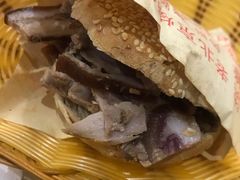 -洪峰浩老北京烧饼夹肉(角门路店)
