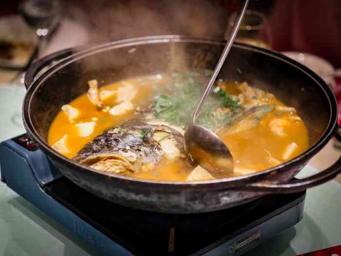 江南韵·无锡太湖文化体验餐厅(凤凰天街店)-"[薄荷]环境:饭店位置蛮