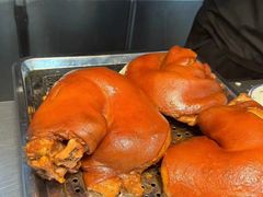 -明姨仔潮汕美食·碳炉猪脚·汕尾牛腩饭·起片鸡煲(起义路店)