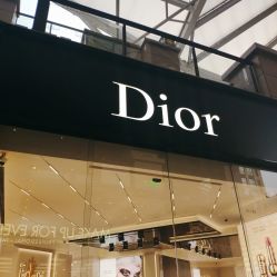 -Dior