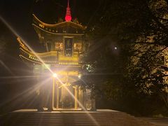 -峨眉山报国寺