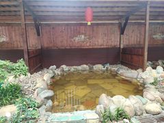 -灵秀温泉