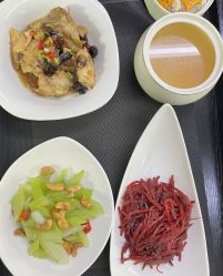 -爱陪伴尊享月子中心(国际店)