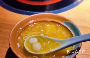 Sweet Rice Dumplings with Egg Flower and Fermented Rice Wine