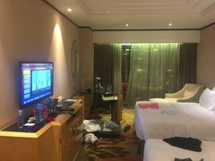 -永恒朗悦酒店(广西大学地铁站大学东路万达广场店)